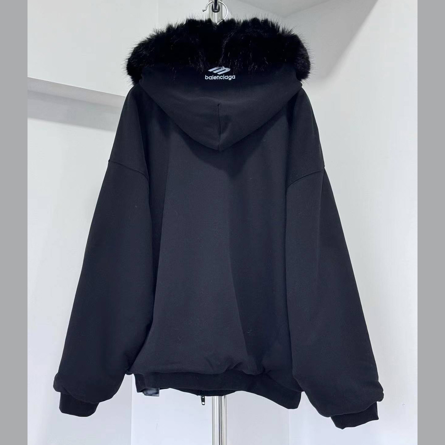 Balenciaga Fluffy Zip-Up Hoodie In Washed Black Medium Fleece - EUR FASHION