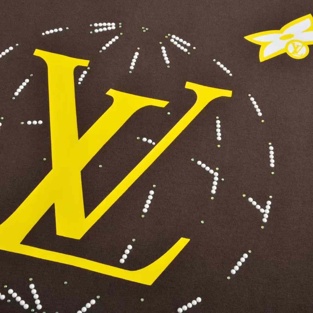 Louis Vuitton Washed Embellished Cotton T-Shirt   1AHCL3 - EUR FASHION