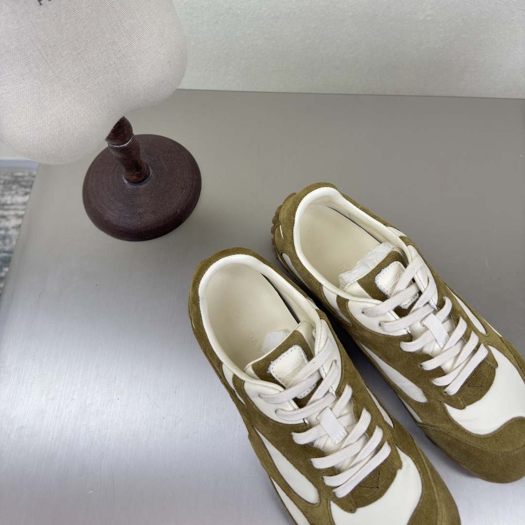 Bottega Veneta Orbit Flash Sneaker - EUR FASHION