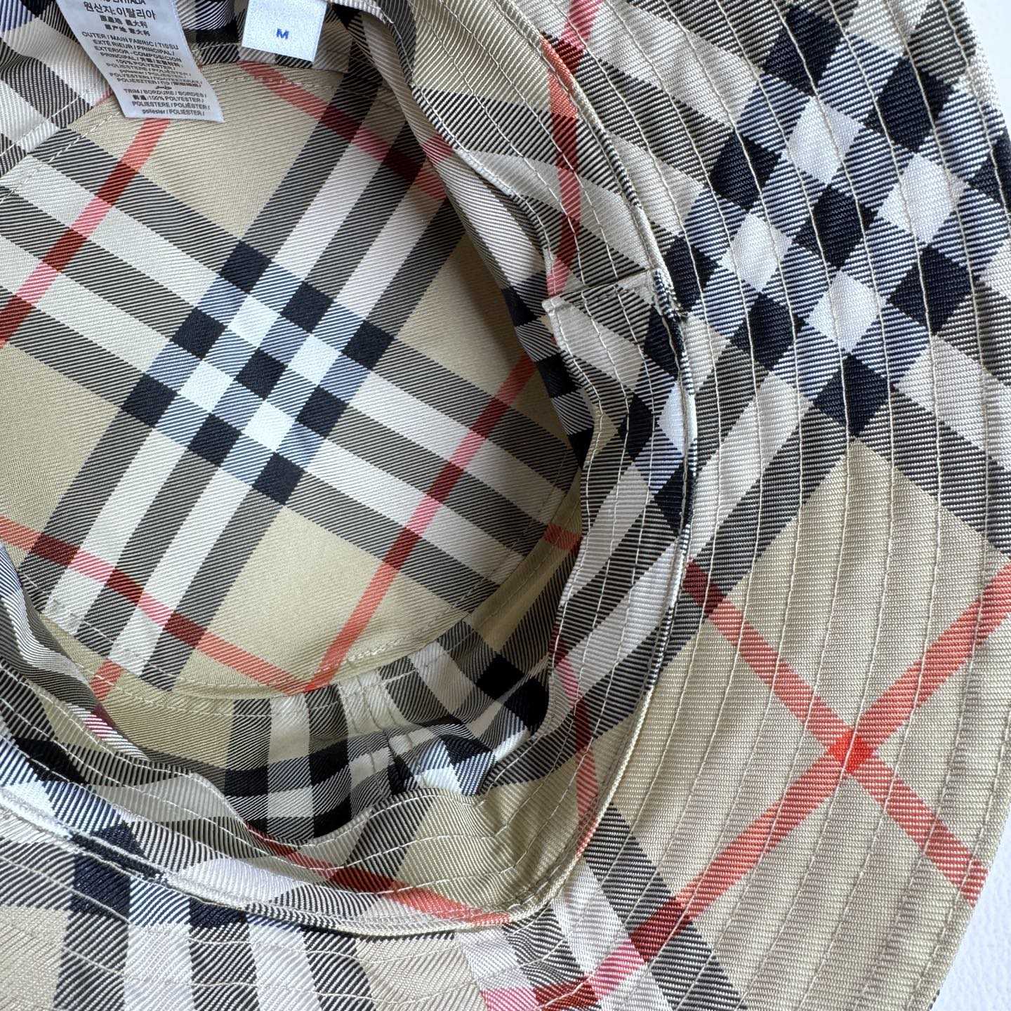 Burberry Bucket Hat - EUR FASHION