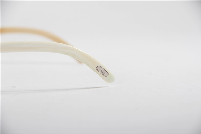 Cartier 7550178 57-22 White Curve Cattle Horn Sonnenbrille in Goldbraun - EUR FASHION