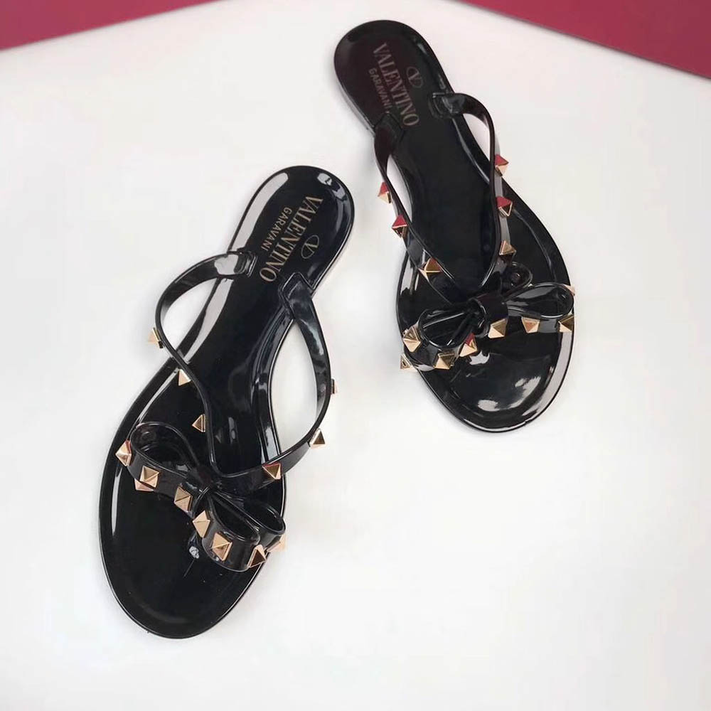 Valentino Garavani Rockstud PVC Flip Flop (Schwarz) - EUR FASHION