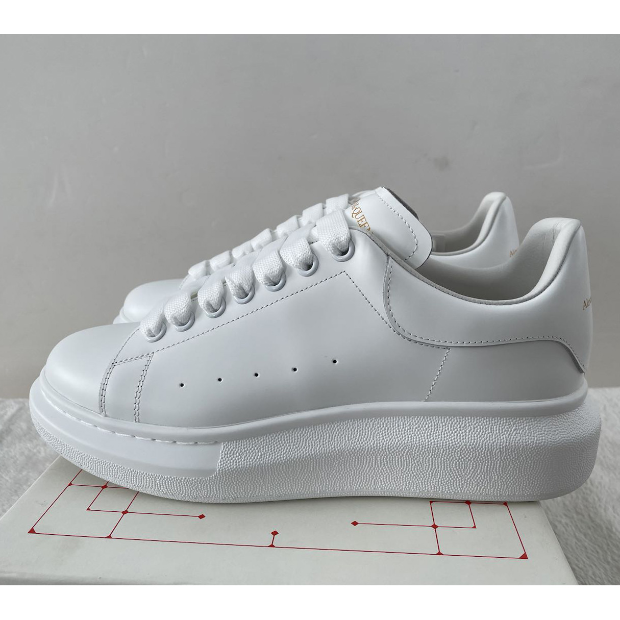 Alexander Mqueen Sneakers in Weiß - EUR FASHION