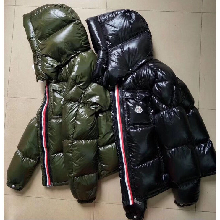 Schwarze Moncler-Jacke - EUR FASHION