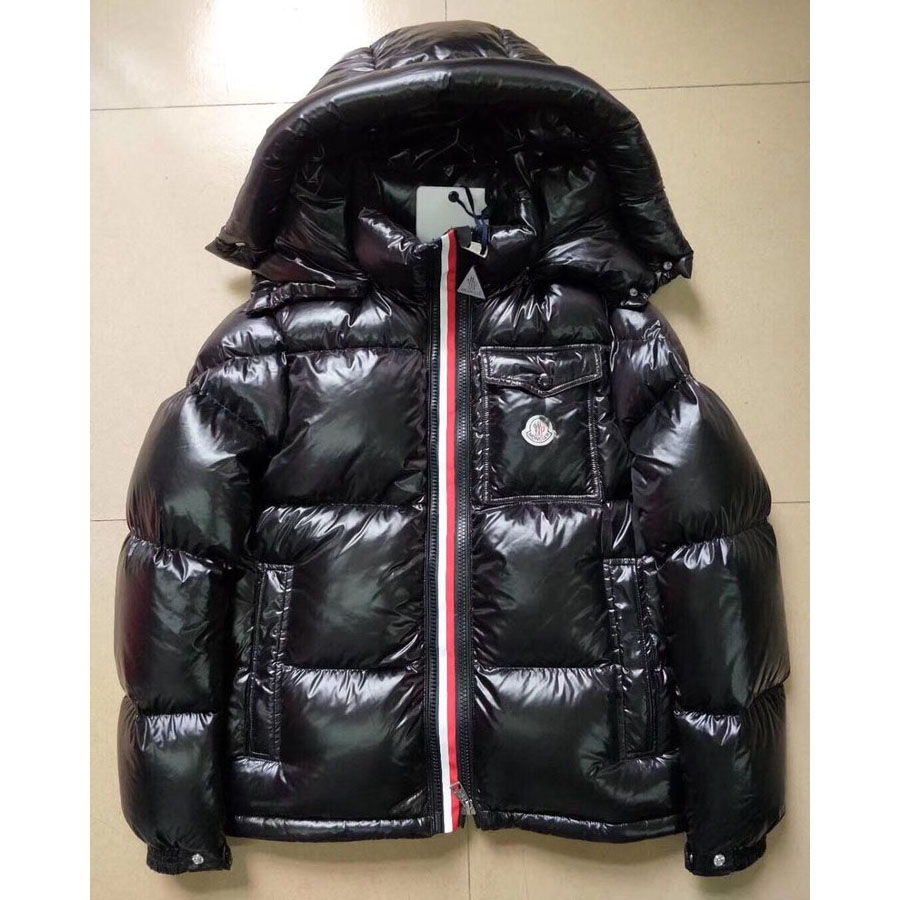 Schwarze Moncler-Jacke - EUR FASHION