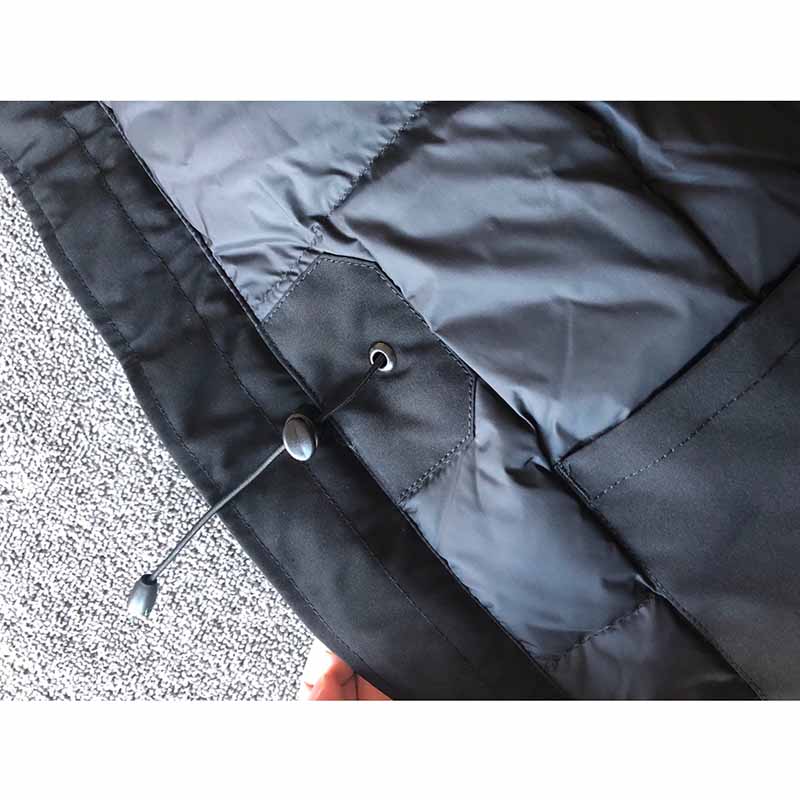 Schwarze Manteljacke von Canada Goose - EUR FASHION