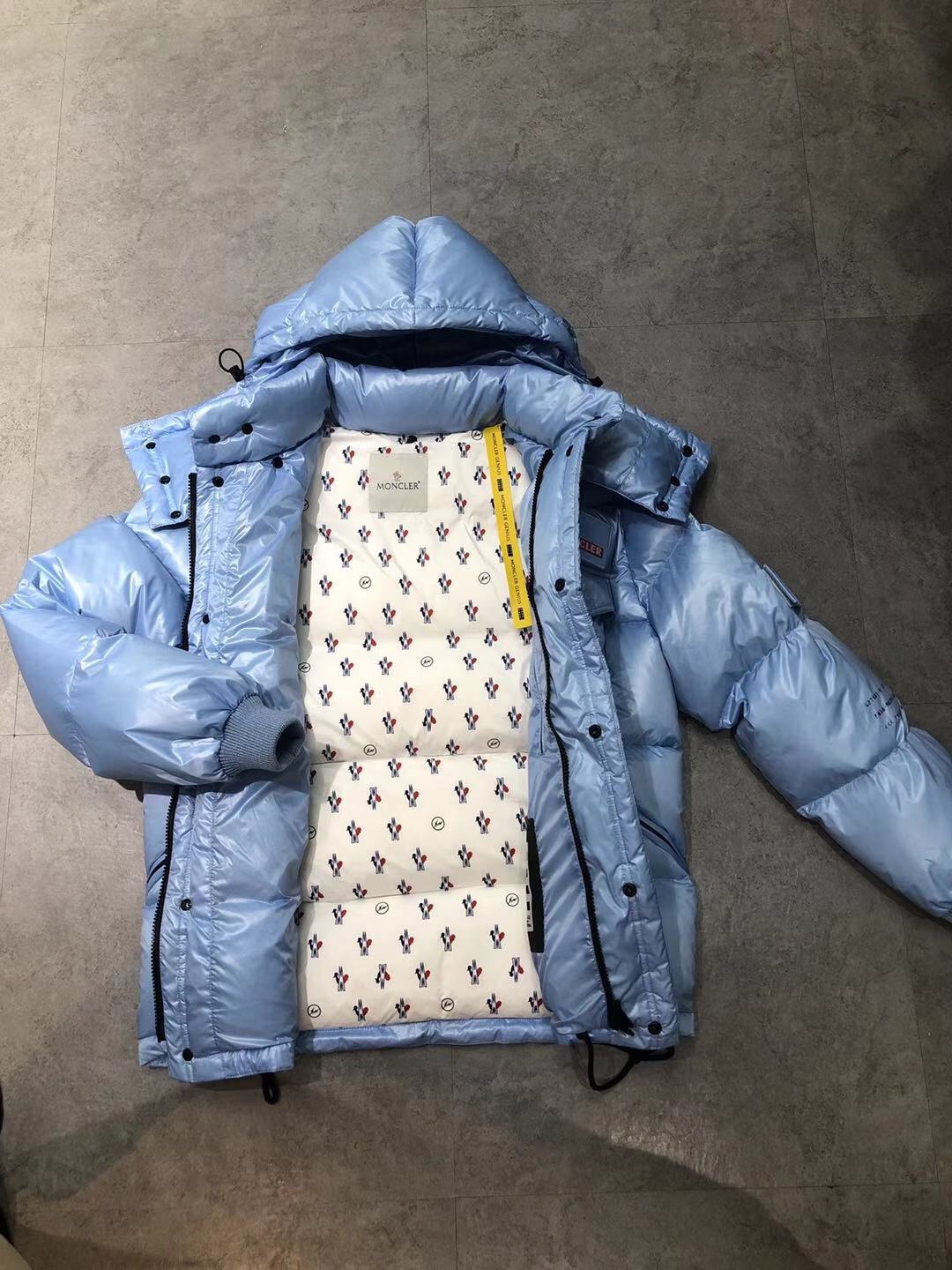 Moncler Daunenjacke Blau - EUR FASHION
