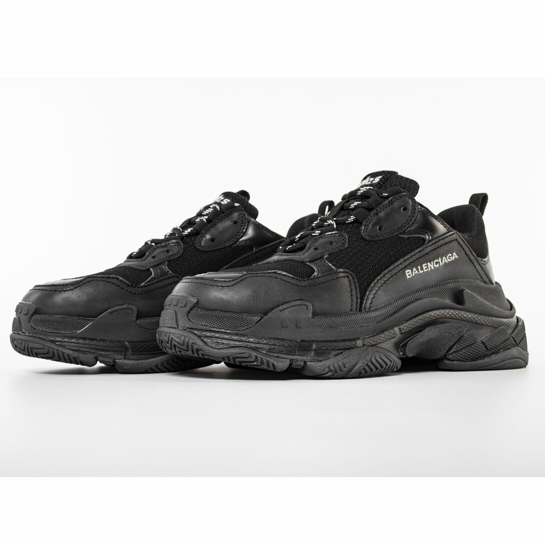 Balenciaga Triple S Trainer Schwarz - EUR FASHION