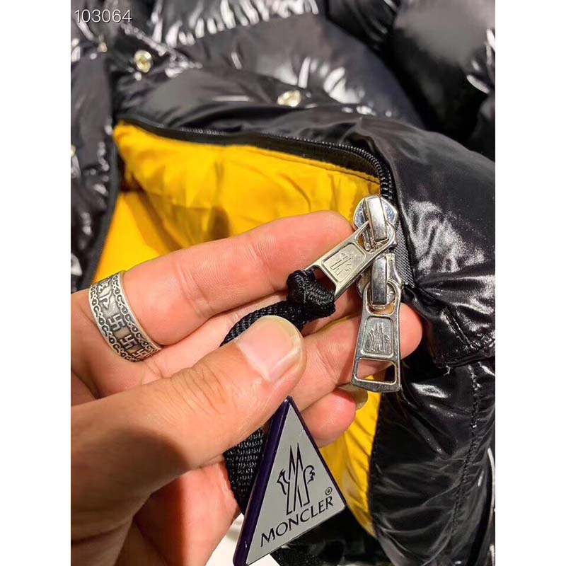 Moncler Daunenjacke Schwarz/Gelb - EUR FASHION