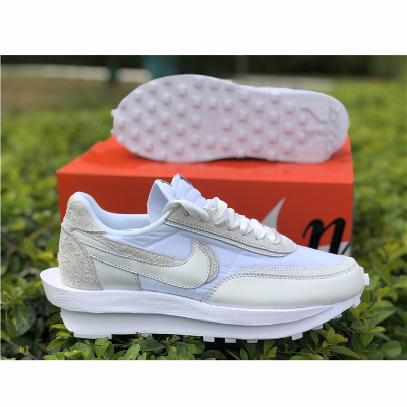 Nike X Sacai Ldv Waffelweiß - EUR FASHION