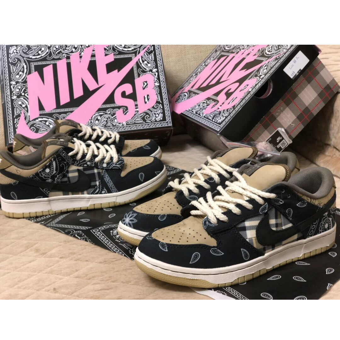 Travis Scott X Nike SB Dunk Low - EUR FASHION