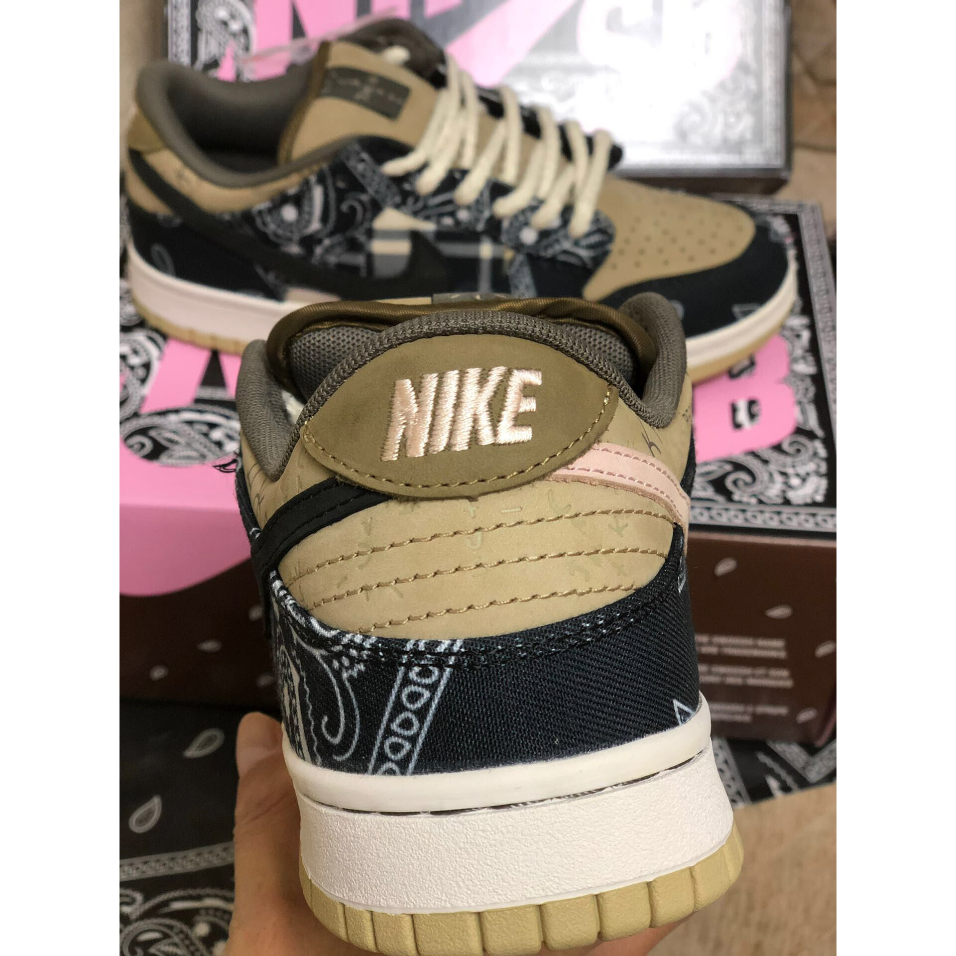 Travis Scott X Nike SB Dunk Low - EUR FASHION