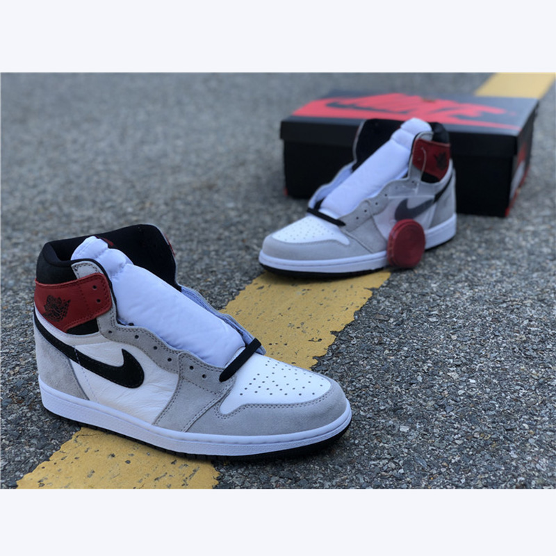 Jordan AJ1 High OG „Partikelgrau“ - EUR FASHION