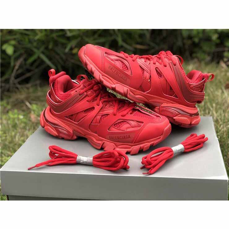 Balenciaga Damen Track Sneaker in Rot - EUR FASHION
