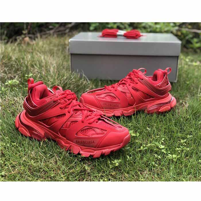 Balenciaga Damen Track Sneaker in Rot - EUR FASHION