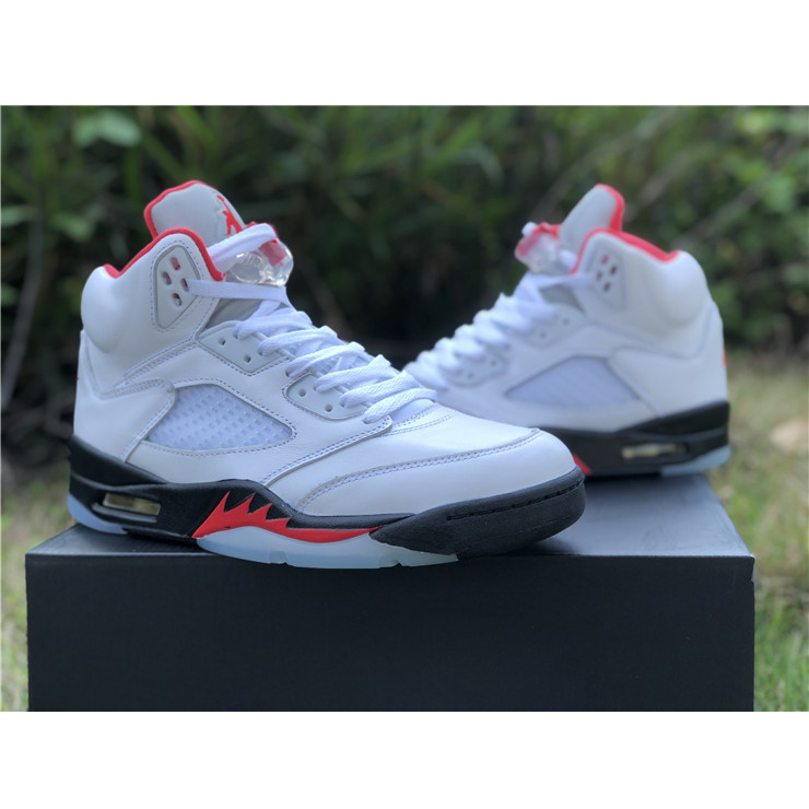 Jordan AJ5 „Fire Red“ - EUR FASHION