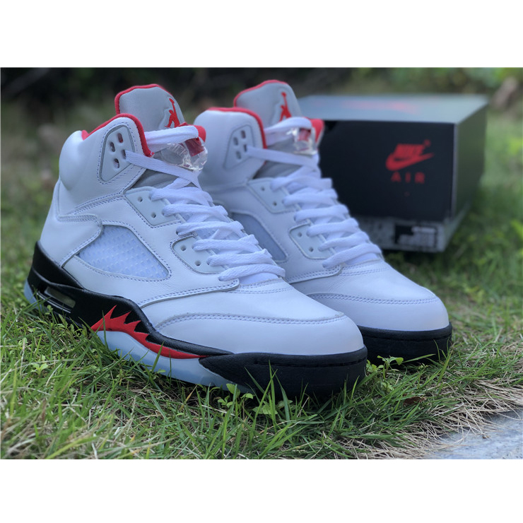 Jordan AJ5 „Fire Red“ - EUR FASHION