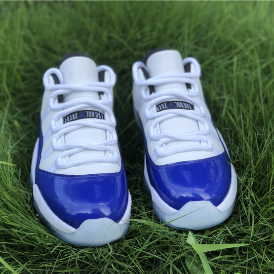 Jordan AJ11 Low WMNS „Concord“ - EUR FASHION