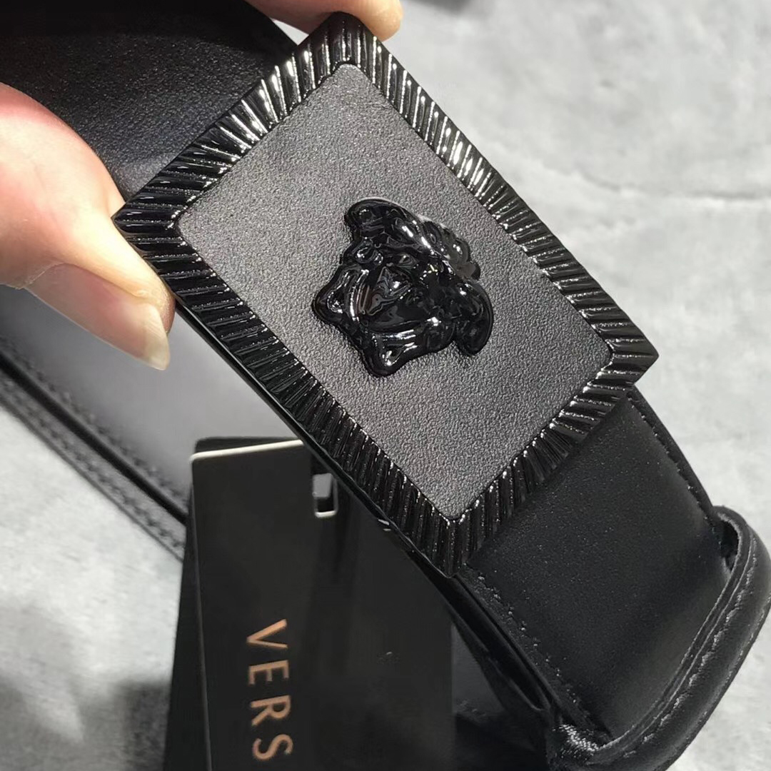 Versace Medusa-Kopf-Ledergürtel - EUR FASHION