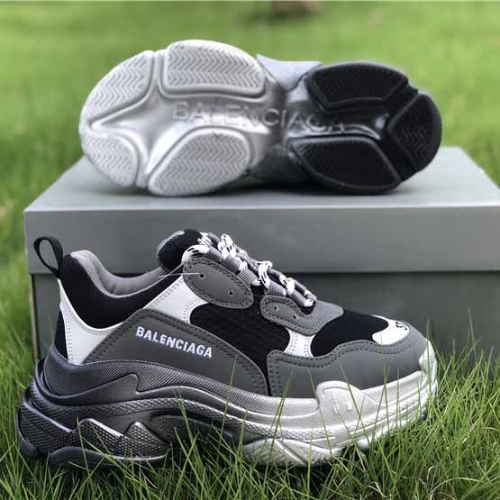 Balenciaga Triple S Sneaker - EUR FASHION