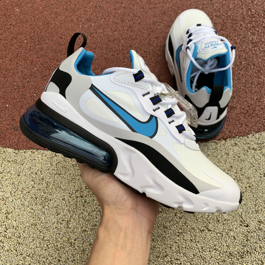 Nike Air Max 270 React in Himmelblau hervorgehoben - EUR FASHION