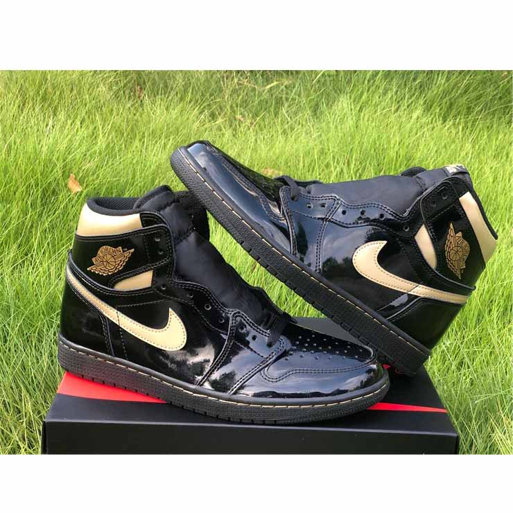 Jordan AJ1 High OG „Schwarz Gold“ - EUR FASHION