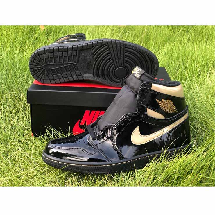 Jordan AJ1 High OG „Schwarz Gold“ - EUR FASHION