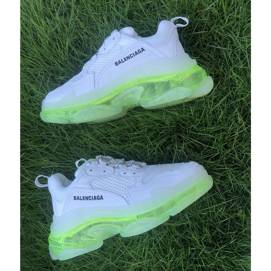 Balenciaga Triple S Trainer mit klarer Sohle - EUR FASHION