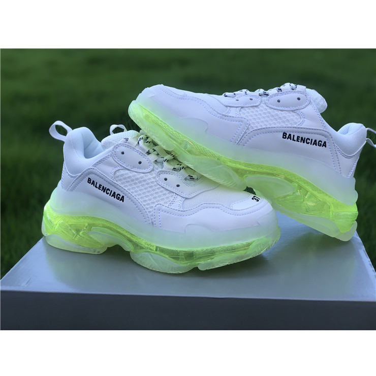 Balenciaga Triple S Trainer mit klarer Sohle - EUR FASHION