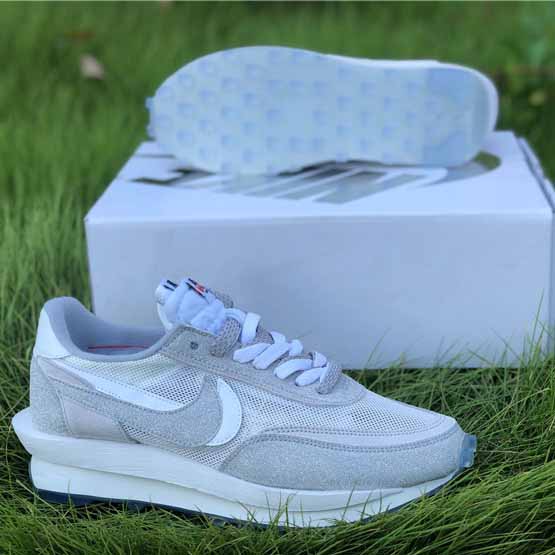 Sacai X Nike Lvd Waffle Daybreak Weiß BV5053-100 - EUR FASHION