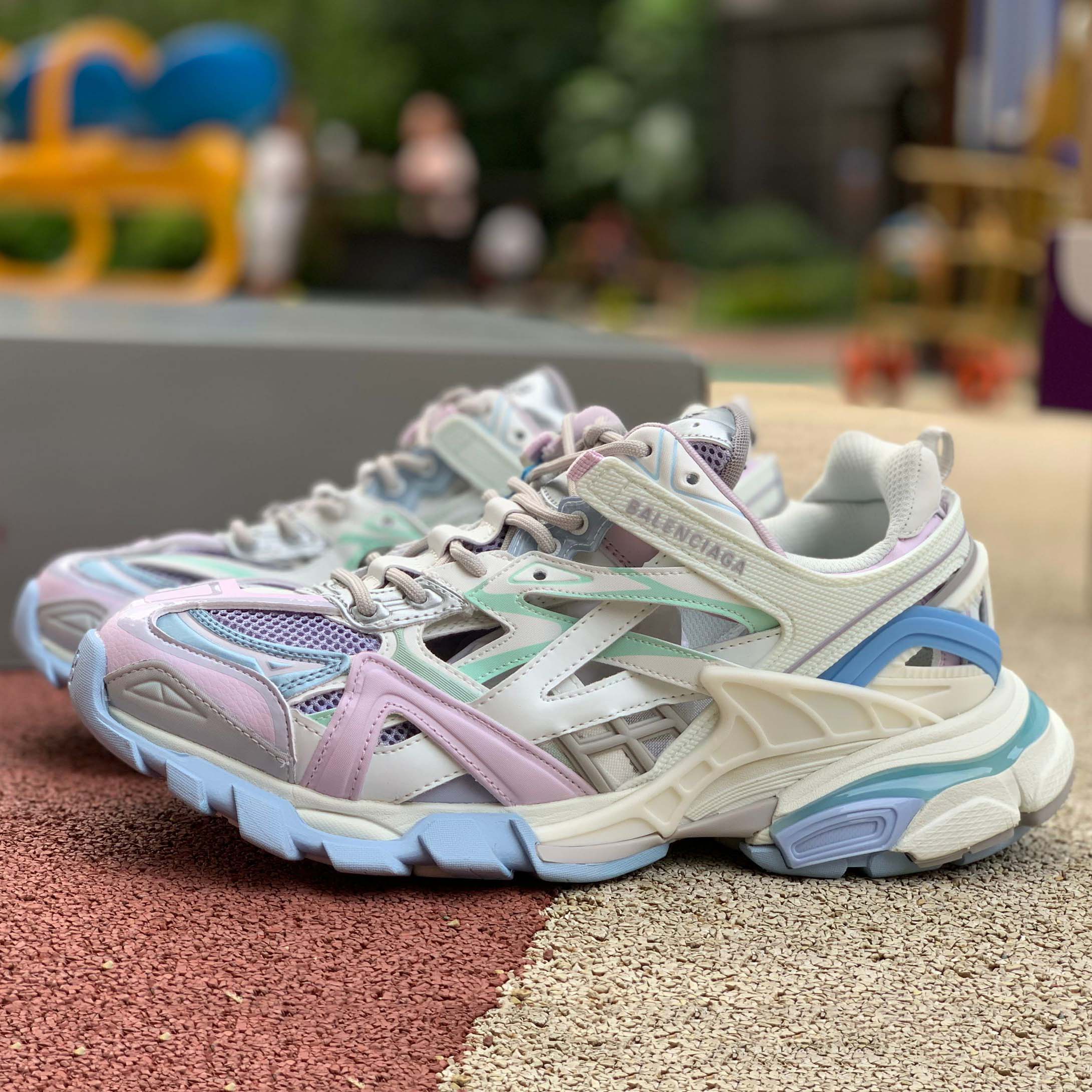 Balenciaga Track Runner 2.0 - EUR FASHION