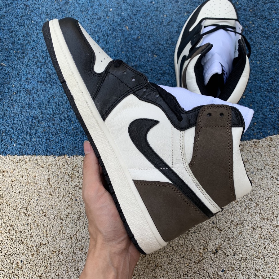 Jordan Air 1 Retro High OG „Dark Mocha“ Sneaker - EUR FASHION