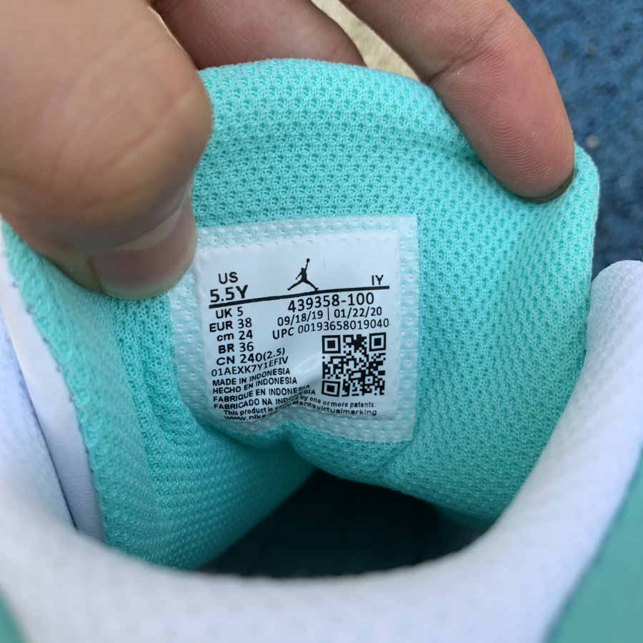 Jordan AJ13 Aurora Grün 439358-100 - EUR FASHION