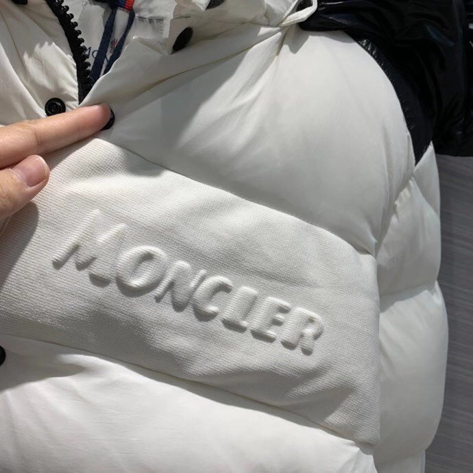 Moncler Aubrac Wattierte Jacke - EUR FASHION