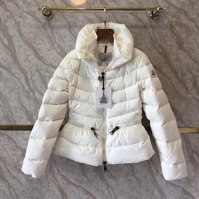 Moncler Steppjacke mit Reißverschluss - EUR FASHION