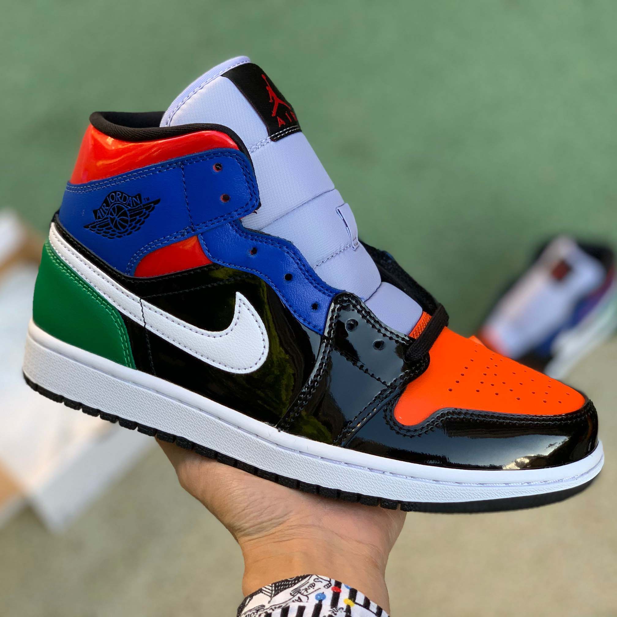 Jordan Air 1 Mid SE „Multicolor Patent“ - EUR FASHION