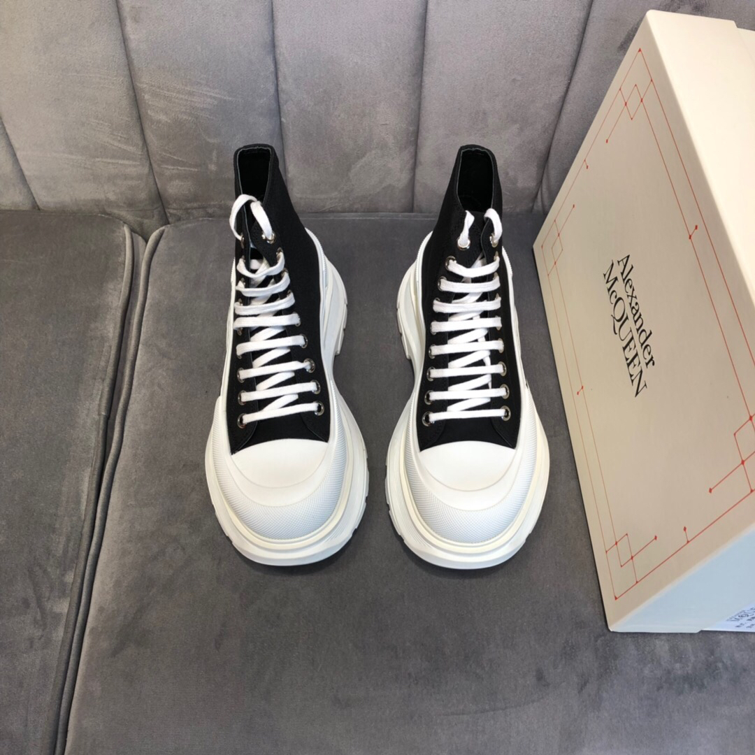 Alexander Mqueen Tread Slick Plateau High Sneakers - EUR FASHION