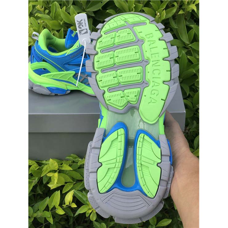 Blaue und grüne Track.2-Sneaker von Balenciaga - EUR FASHION