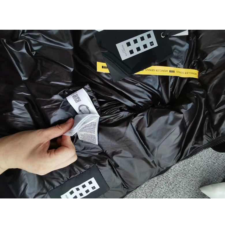 Moncler Ghany Nylon-Daunenweste - EUR FASHION