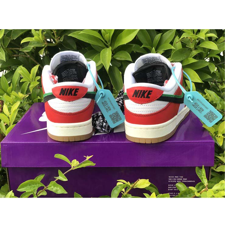 Nike SB Dunk Low „Habibi“ Chile Rot/Weiß-Lucky Green-Schwarz - EUR FASHION