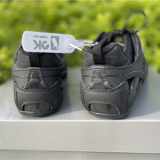 Schwarze Drive-Sneaker von Balenciaga - EUR FASHION