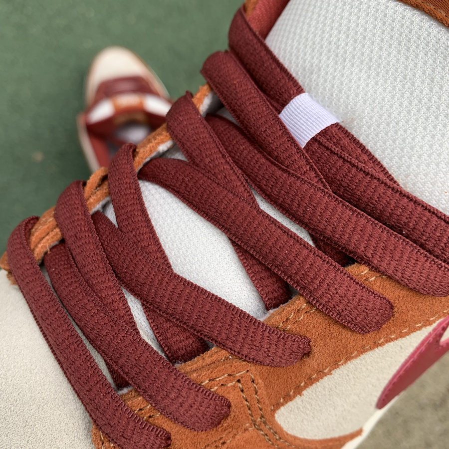 Nike SB Dunk Low Pro Dark Russet Cedar White BQ6817-202 - EUR FASHION