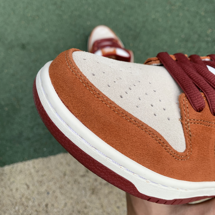 Nike SB Dunk Low Pro Dark Russet Cedar White BQ6817-202 - EUR FASHION