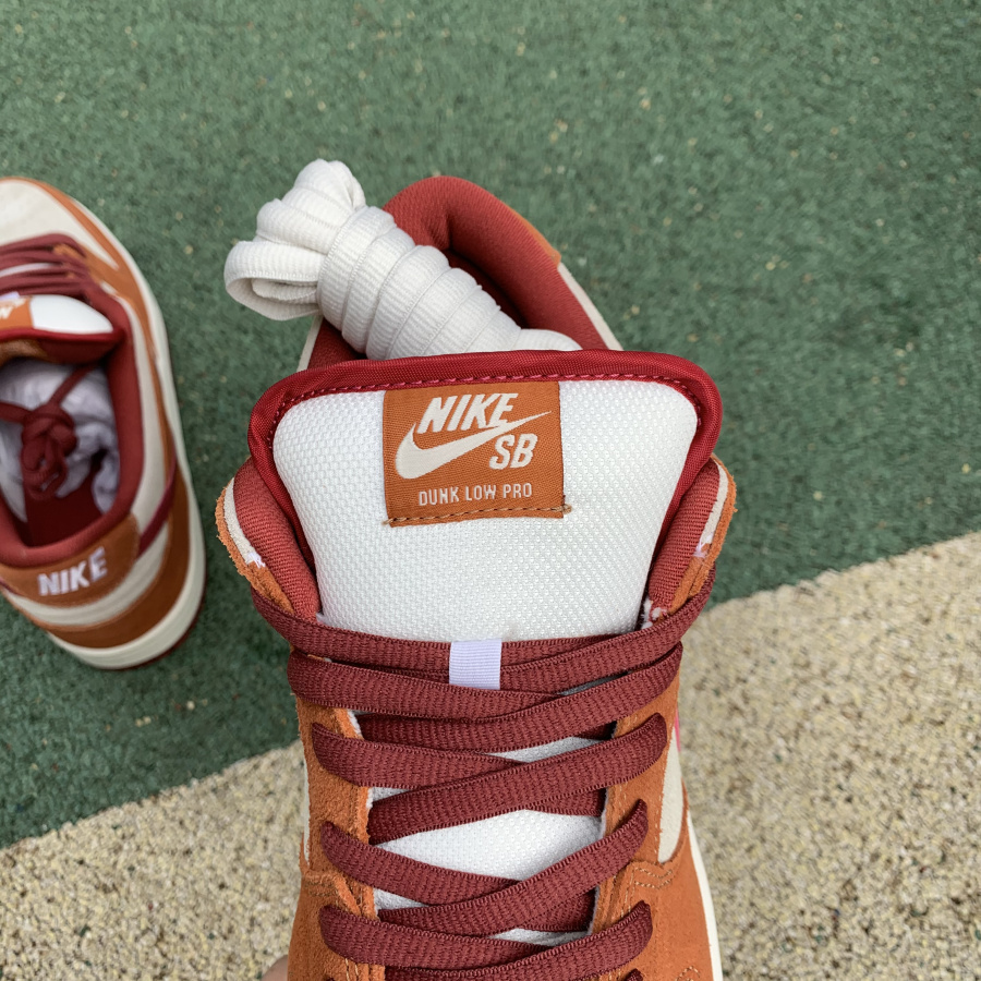 Nike SB Dunk Low Pro Dark Russet Cedar White BQ6817-202 - EUR FASHION