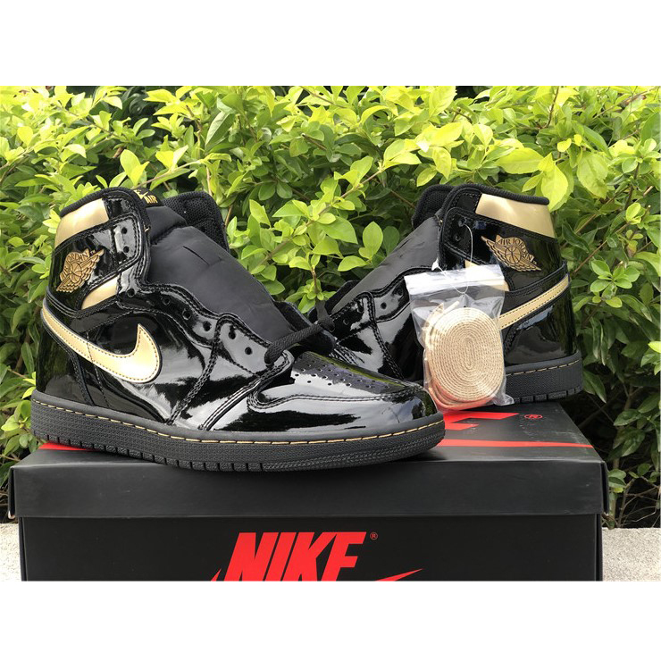 Jordan Air 1 Retro High Schwarz Metallic Gold 555088-032 - EUR FASHION