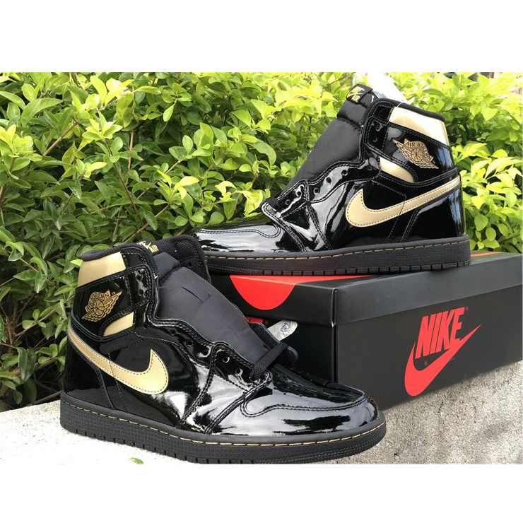 Jordan Air 1 Retro High Schwarz Metallic Gold 555088-032 - EUR FASHION