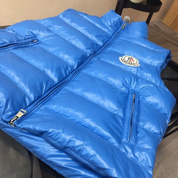 Moncler Vest Daunenjacke - EUR FASHION