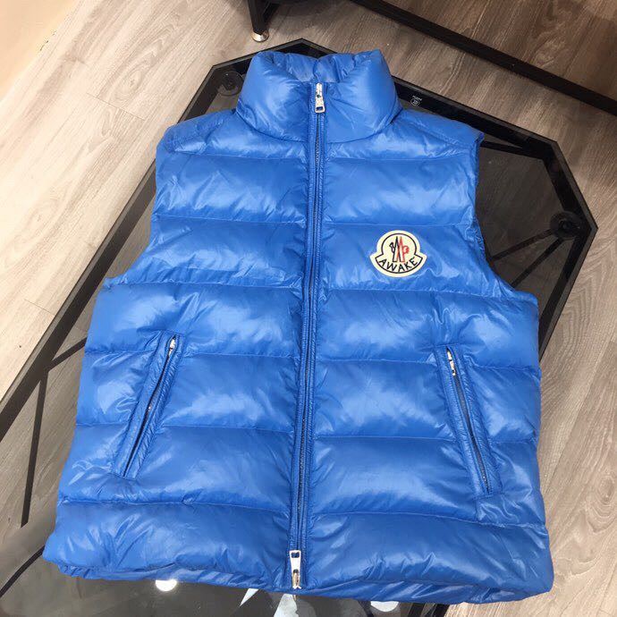 Moncler Vest Daunenjacke - EUR FASHION