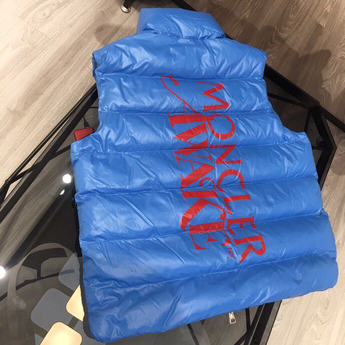 Moncler Vest Daunenjacke - EUR FASHION