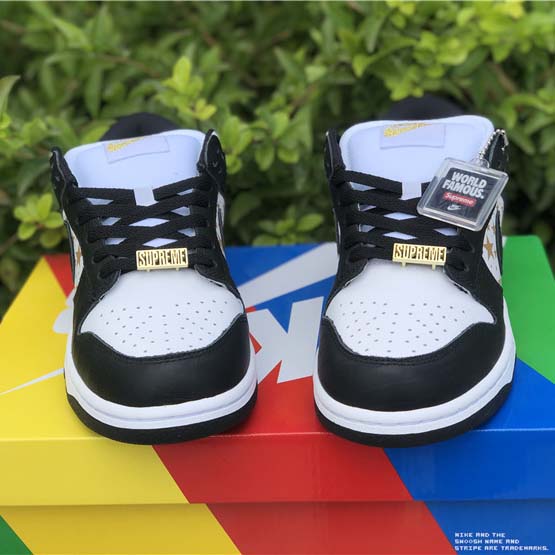 Nike SB Dunk Low „Black Stars“ DH3228-102 - EUR FASHION